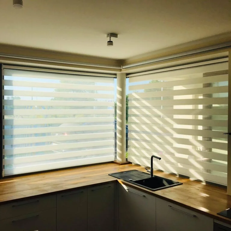 Tekstila rullo un rullo kasetē žalūziju kopšanas instrukcija